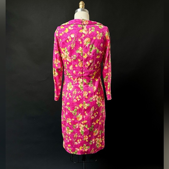 Vintage Lihli at Saks Fifth Avenue Pink Silk Floral Boat Neck Cocktail Dress 8 - Picture 5 of 11